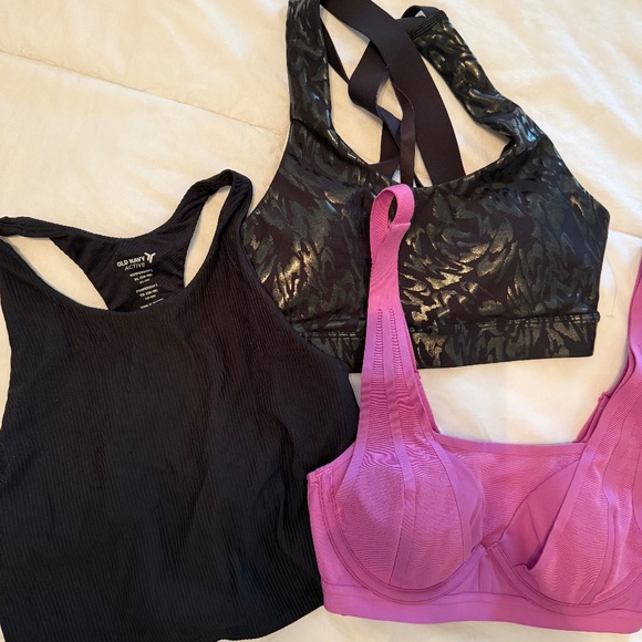 Sports bra bundle - Picture 1 of 9
